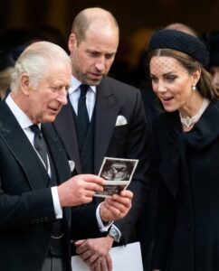 After 30 years of concealment, King Charles has finally revealed the truth about Archie and Lilibet. A web of lies that has shrouded the royal family for decades is exposed, as DNA test results emerge—forever changing the monarchy. Prince William breaks down in tears, while Kate Middleton is overwhelmed with joy. Why such opposite reactions?