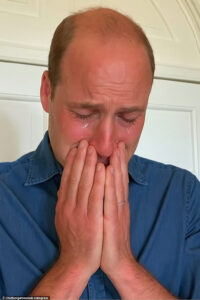 SHOCKING — 3 MINUTES AGO Tragedy strikes as William breaks down in tears, announcing the passing of a major member of the Royal Family. The entire nation prays in silence at the funeral. A trembling voice is heard: “With the deepest sorrow, I am utterly heartbroken…